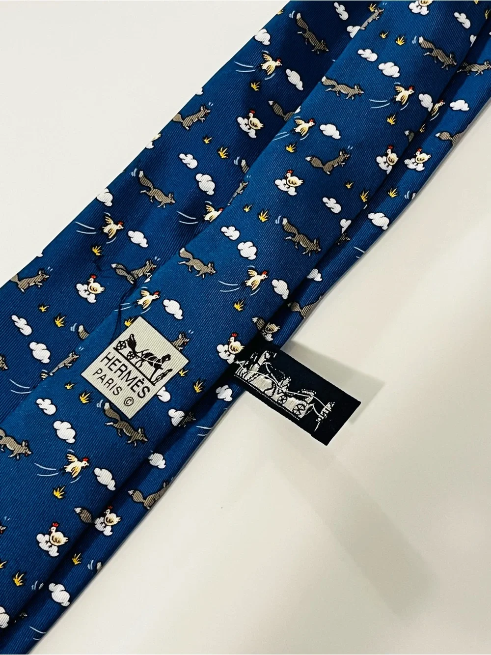 HERMES 5064 PA Men’s Neck Tie 100% Silk Vintage France Fox Chicken Fathers Day